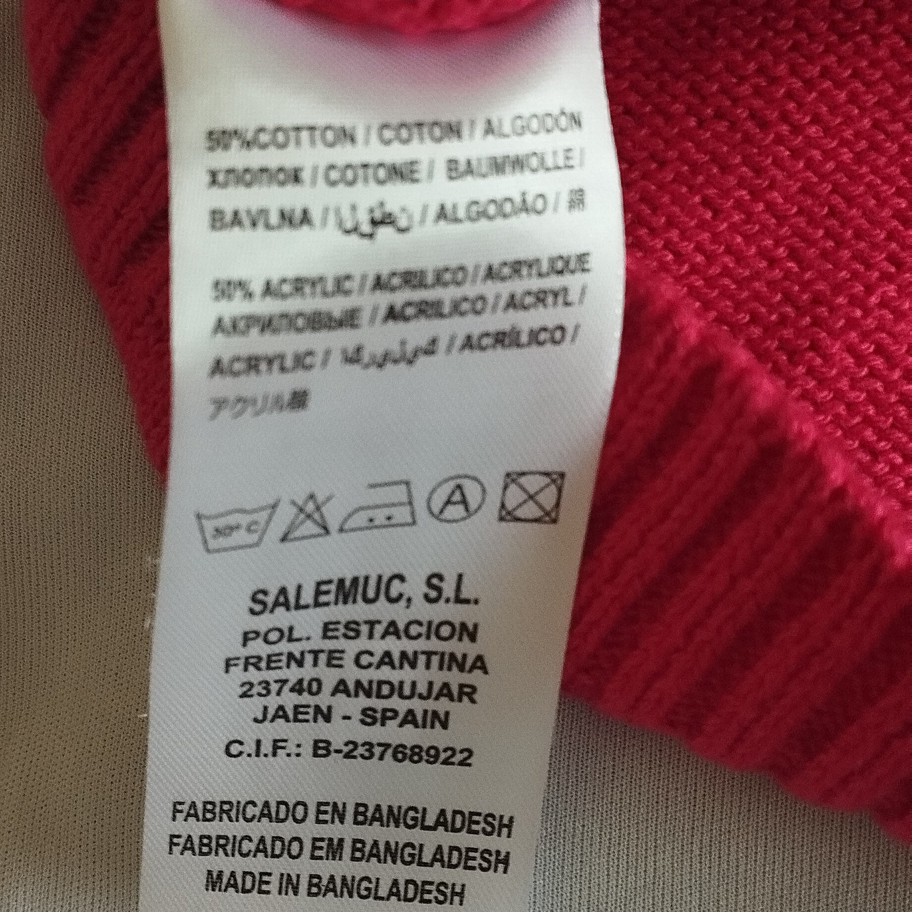 Bequemer Kinderpullover Rot mit Dekorativen Motiven, Perfekt für Alltag und Spiel - Perfektsua